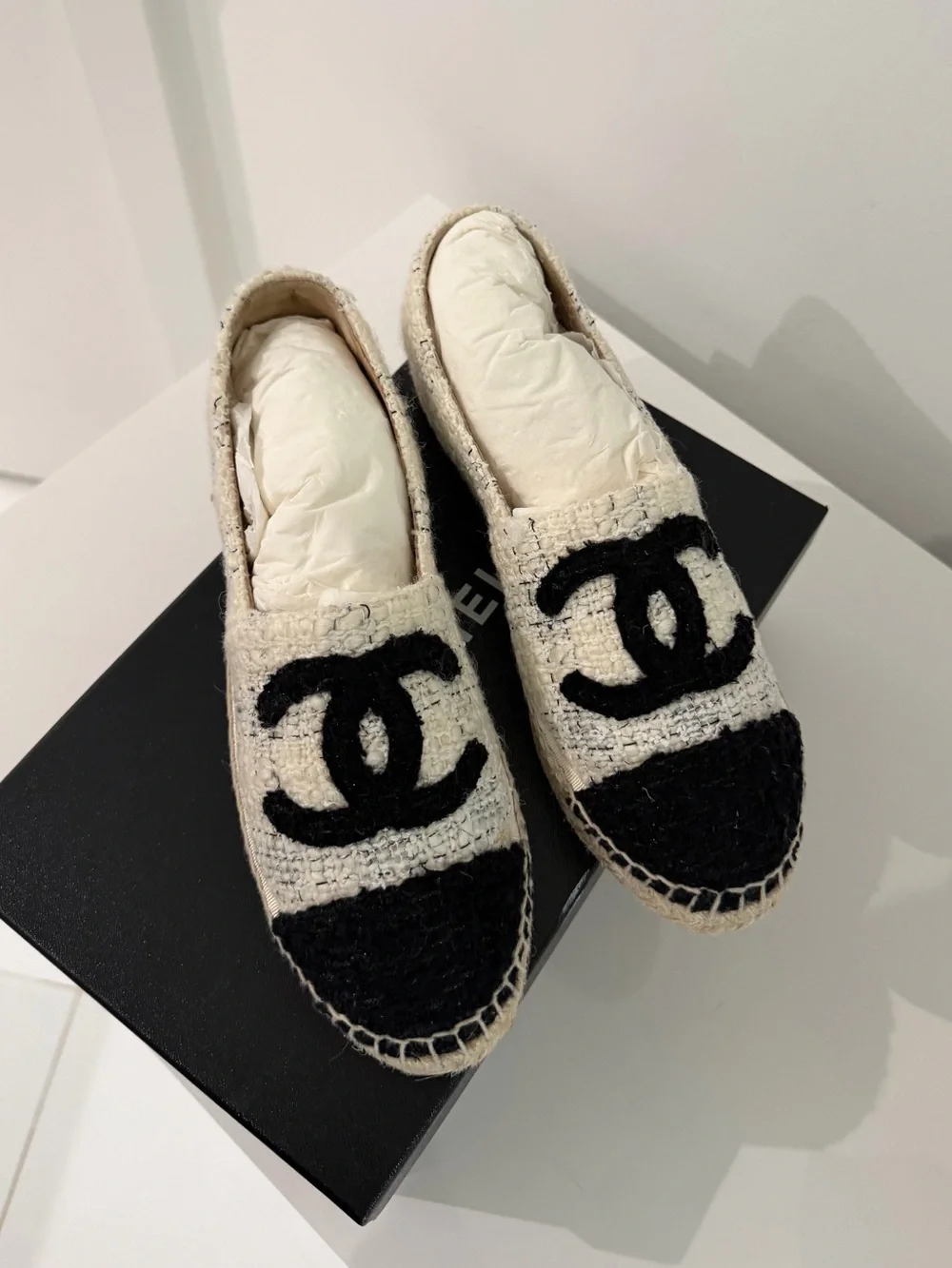 Brand New Chanel Cream Tweed Espadrilles with Black Cap-Toe and CC
